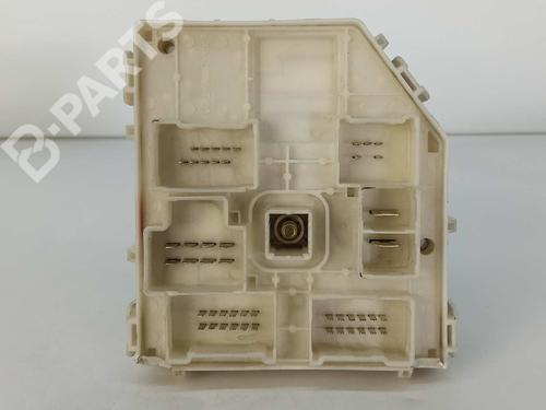 Caja reles / fusibles TOYOTA RAV 4 II (_A2_) 2.0 D 4WD (CLA20_, CLA21_, CLA20R, CLA21R) | BP10559651E1 