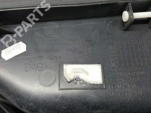 Glove box PEUGEOT 607 (9D, 9U) 2.7 HDi 24V | BP2770959C95 