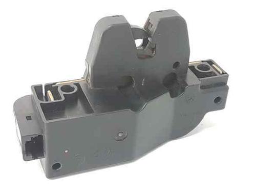 Used Tailgate lock CITROËN C4 I (LC_) 1.6 HDi (109 hp) 4502874