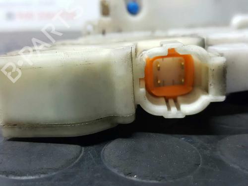 Front right lock NISSAN PICK UP (D22) 2.5 Di 4WD | BP2755889C97