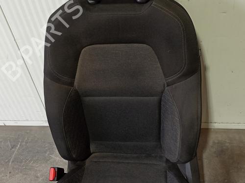 Left front seat RENAULT CLIO V (B7_) 1.0 TCe 90 (B7MT) | BP10911945C15