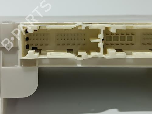 Fuse box TOYOTA YARIS (_P13_) 1.5 Hybrid (NHP130_) | BP13707582E1
