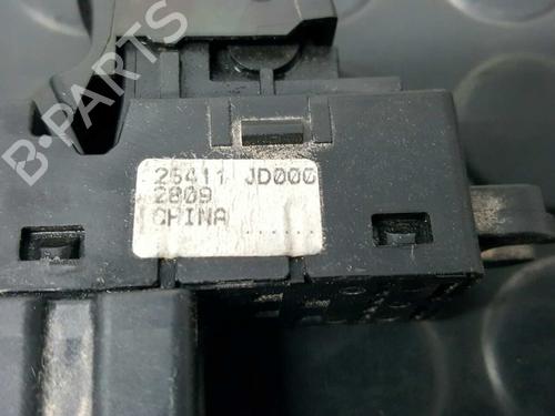 Right rear window switch NISSAN QASHQAI I (J10, NJ10) 1.5 dCi | BP2744970I28