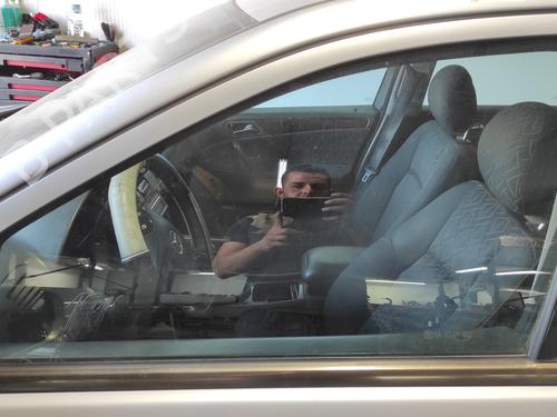 front-left-door-window-mercedes-benz-c-class-w203-2000-2001-2002-2003-2004-2005-2006-2007-17574451 main image