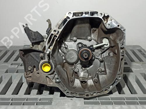 Used Gearbox RENAULT CLIO III (BR0/1, CR0/1) 1.5 dCi (BR17, CR17) (86 hp) 30448377