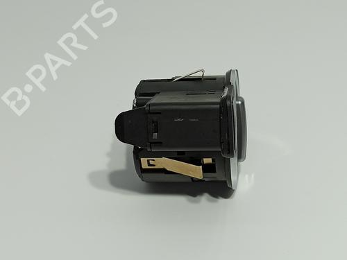 Headlight switch MERCEDES-BENZ CLA Coupe (C117) CLA 200 CDI / d (117.308) | BP27977515I24