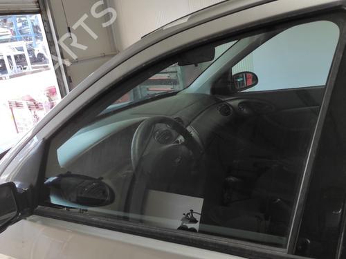 Dør rude ventre foran FORD FOCUS I (DAW, DBW) 1.8 TDCi BP29345402C18