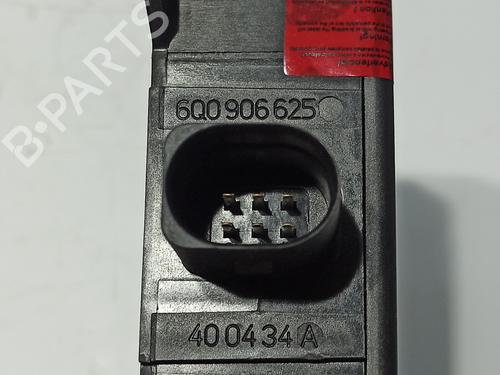 Electronic module SEAT LEON (1P1) 2.0 TDI 16V | BP29517135M83