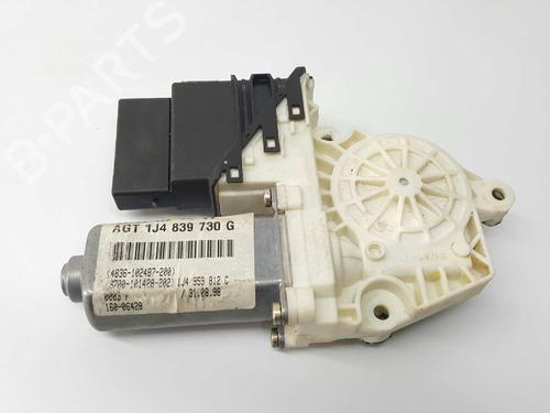 Portierruitmotor rechtsachter VW GOLF IV (1J1) 1.4 16V (75 hp) 3191785