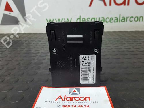 Used Ignition barrel RENAULT MEGANE III Hatchback (BZ0/1_, B3_) 1.5 dCi (86 hp) 2750786