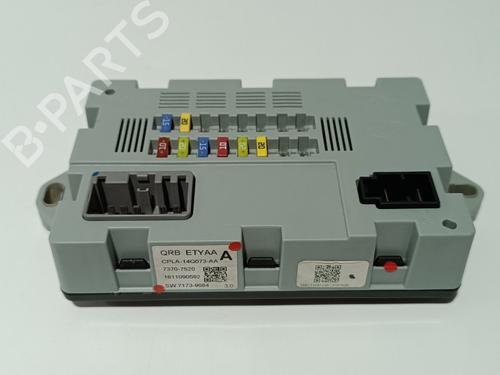 Used Fuse box LAND ROVER DISCOVERY SPORT (L550) 2.0 D 4x4 (180 hp) 16673631
