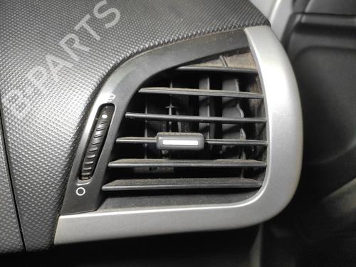 air-vent-peugeot-206-2l_-2m_-2009-2010-2011-2012-2013-34634103 main image