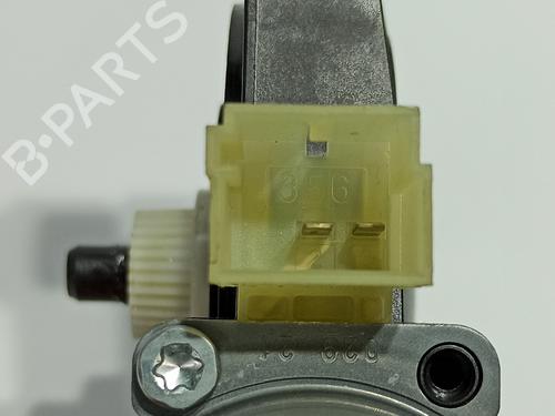Right front window motor VW GOLF VIII (CD1, DA1) 1.5 TSI | BP17051322E20