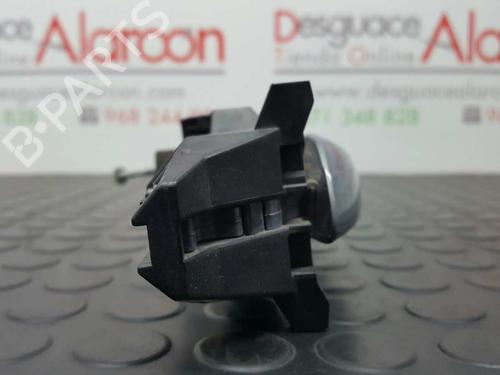 Front left exterior door handle MERCEDES-BENZ C-CLASS (W203) C 200 CDI (203.007) | BP2748458C128