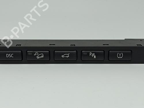 Switch BMW X5 (E53) 4.4 i | BP15011402I30