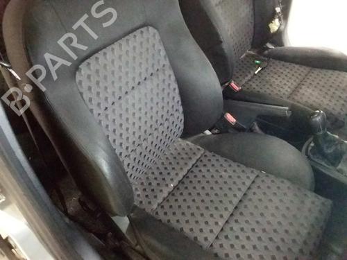 Trunk håndtak SEAT LEON (1M1) 1.6 16 V | BP6418335C132