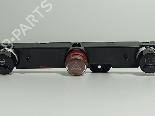 Used Warning switch FIAT 500 (312_) 1.2 (312AXA1A) (69 hp) 29470157