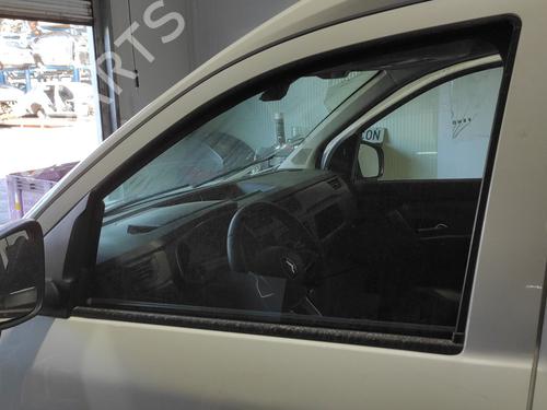 front-left-door-window-renault-express-box-bodympv-2021-36143014 main image