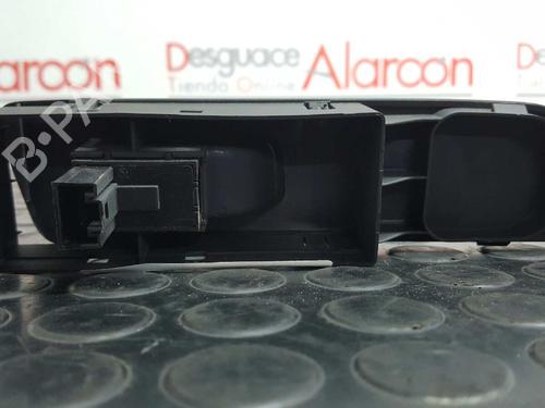 Right front window switch VW TIGUAN (5N_) 2.0 TDI | BP2737134I26