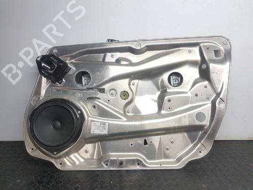 Front right window mechanism MERCEDES-BENZ C-CLASS (W204) C 200 CDI (204.007, 204.006) | BP4935083C23