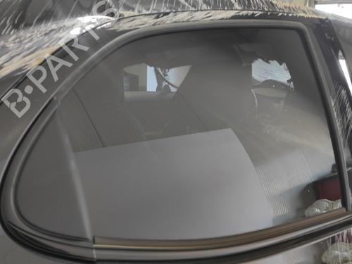 rear-right-door-window-toyota-yaris-_p21_-_pa1_-_ph1_-2020-24945084 main image