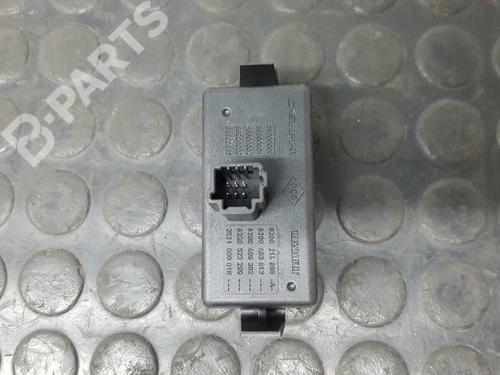 Advarselsbryter RENAULT MEGANE III Hatchback (BZ0/1_, B3_) 1.5 dCi | BP6628404I22 
