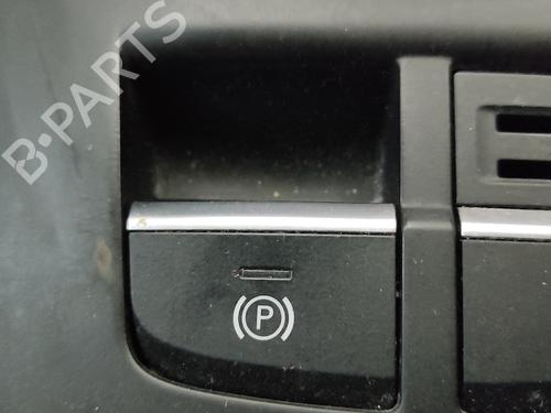 switch-audi-a3-limousine-8vs-8vm-2013-2014-2015-2016-2017-2018-2019-2020-2021-23198317 main image