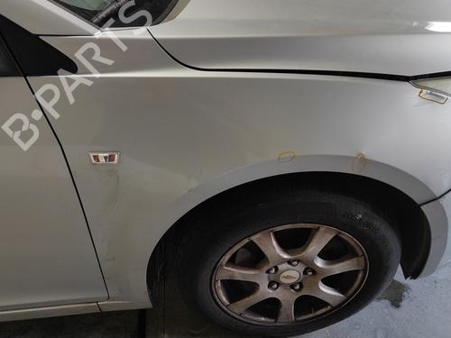 Used Right front fenders CHEVROLET CRUZE (J300) 2.0 CDI (125 hp) 12184093