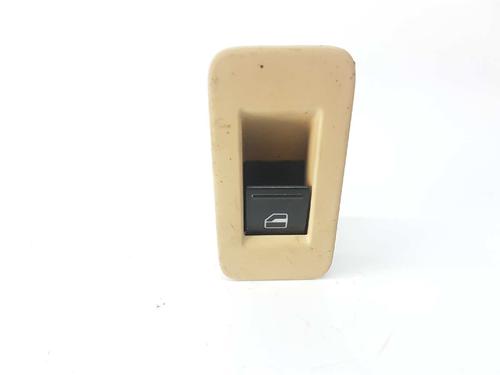 Used Right rear window switch VW TOUAREG (7LA, 7L6, 7L7) 2.5 R5 TDI (174 hp) 4615379