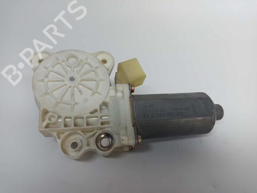 Used Left front window motor MERCEDES-BENZ CLK (C209) CLK 320 (209.365) (218 hp) 6419253