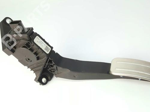 Used Pedal FORD FIESTA VII (HJ, HF) 1.5 TDCi (120 hp) 5624574