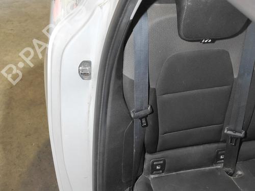 rear-right-seatbelt-renault-clio-v-b7_-2019-36432962 main image