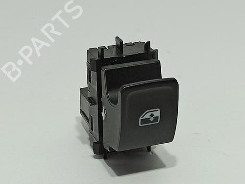 Used Right front window switch VW T-ROC (A11, D11) 1.5 TSI (150 hp) 18954377