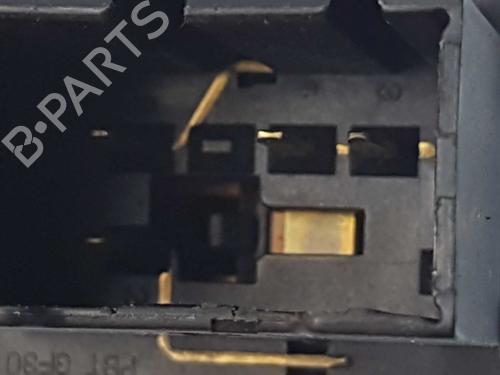Bouton de warning VW POLO IV (9N_, 9A_) 1.9 SDI | BP6321513I22