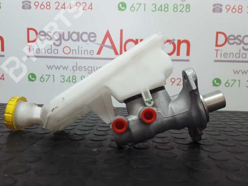 Used Brake master cylinder PEUGEOT 2008 I (CU_) 1.2 THP 110 / PureTech 110 (110 hp) 2733130