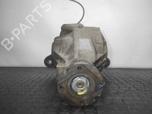 Used Rear differential MERCEDES-BENZ M-CLASS (W163) ML 400 CDI (163.128) (250 hp) 8845103