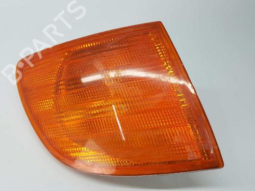 Used Right front indicator MERCEDES-BENZ VITO Van (W638) [1997-2003]  2757677