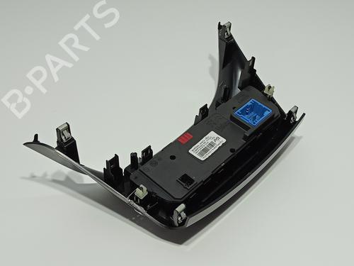 Climate control PEUGEOT 2008 I (CU_) 1.2 THP 130 / PureTech 130 | BP17079117I5