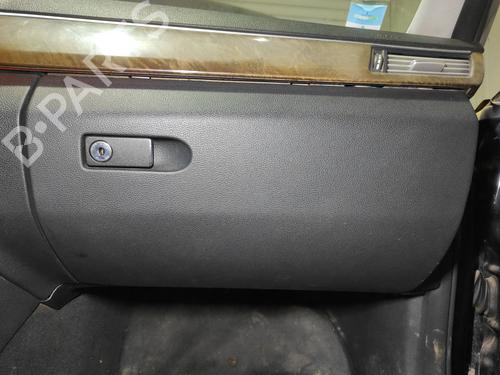 glove-box-mercedes-benz-e-class-w212-2009-2010-2011-2012-2013-2014-2015-2016-35950643 main image
