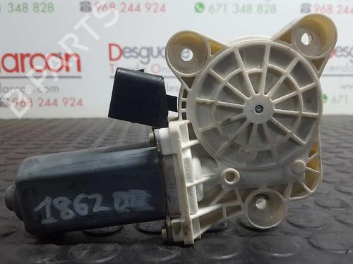 Right front window motor MERCEDES-BENZ C-CLASS (W203) C 200 CDI (203.007) | BP2733914E20 