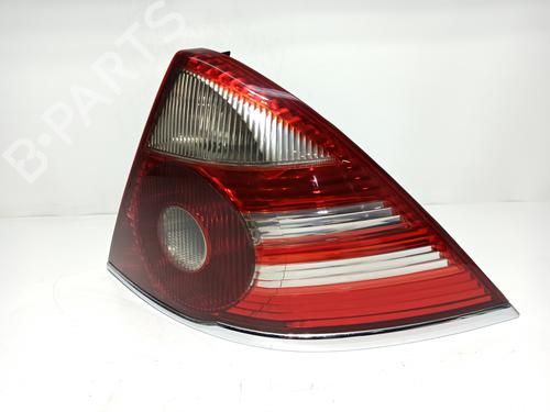Right taillight FORD MONDEO III (B5Y) 2.0 TDCi | BP16939634C35