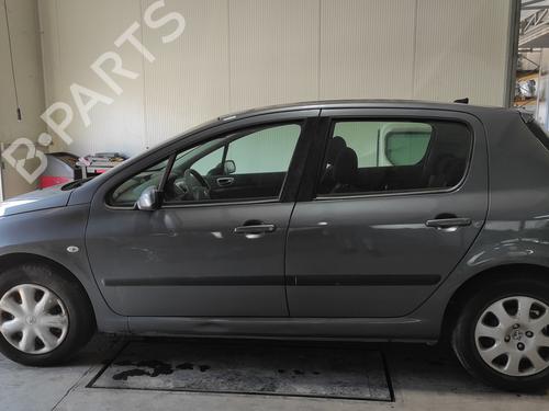 Intake manifold PEUGEOT 307 (3A/C) 1.6 HDi | BP18105436M70