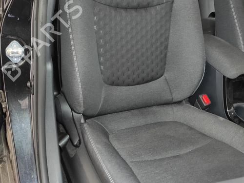 right-front-seat-toyota-corolla-saloon-_e21_-18-vvti-hybrid-zwe211-mzea12-2019-19498743 main image