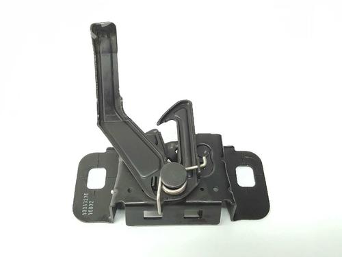 Used Hood lock OPEL INSIGNIA A (G09) 2.0 CDTI (68) (131 hp) 8777109