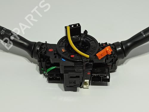 Switch TOYOTA YARIS (_P13_) 1.5 Hybrid (NHP130_, NHP130) | BP28285448I30