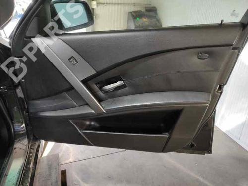 Portier bekleding recht voor BMW 5 (E60) 530 d (218 hp)null