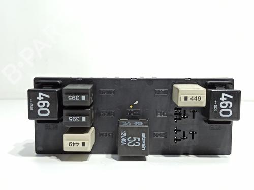 Used Fuse box SEAT LEON (1P1) 2.0 TDI 16V (140 hp) 18599588