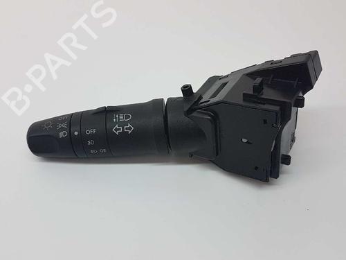 Used Headlight switch NISSAN ALMERA TINO (V10) 1.8 (120 hp) 5272045