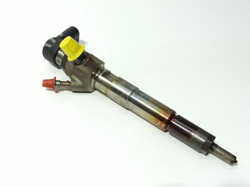 injector-infiniti-q30-2015-32114390 main image