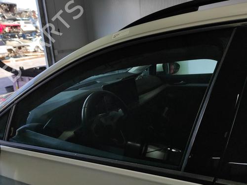 front-left-door-window-vw-golf-viii-cd1-da1-2019-36440435 main image